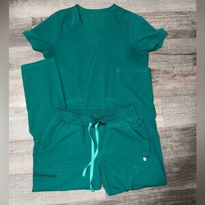 Figs Jade Green Women's Scrub Set